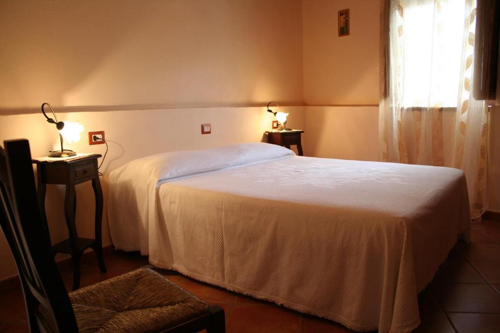 Country House B&B Antica Dimora Del Sole Camerota Rum bild