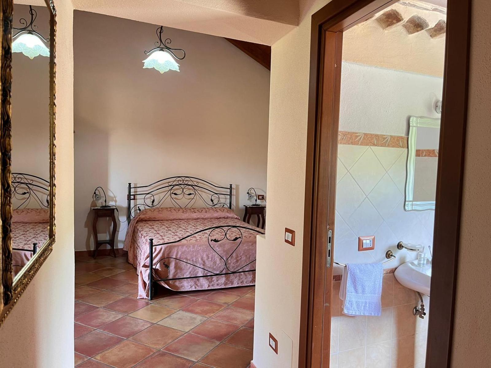 Country House B&B Antica Dimora Del Sole Camerota Exteriör bild