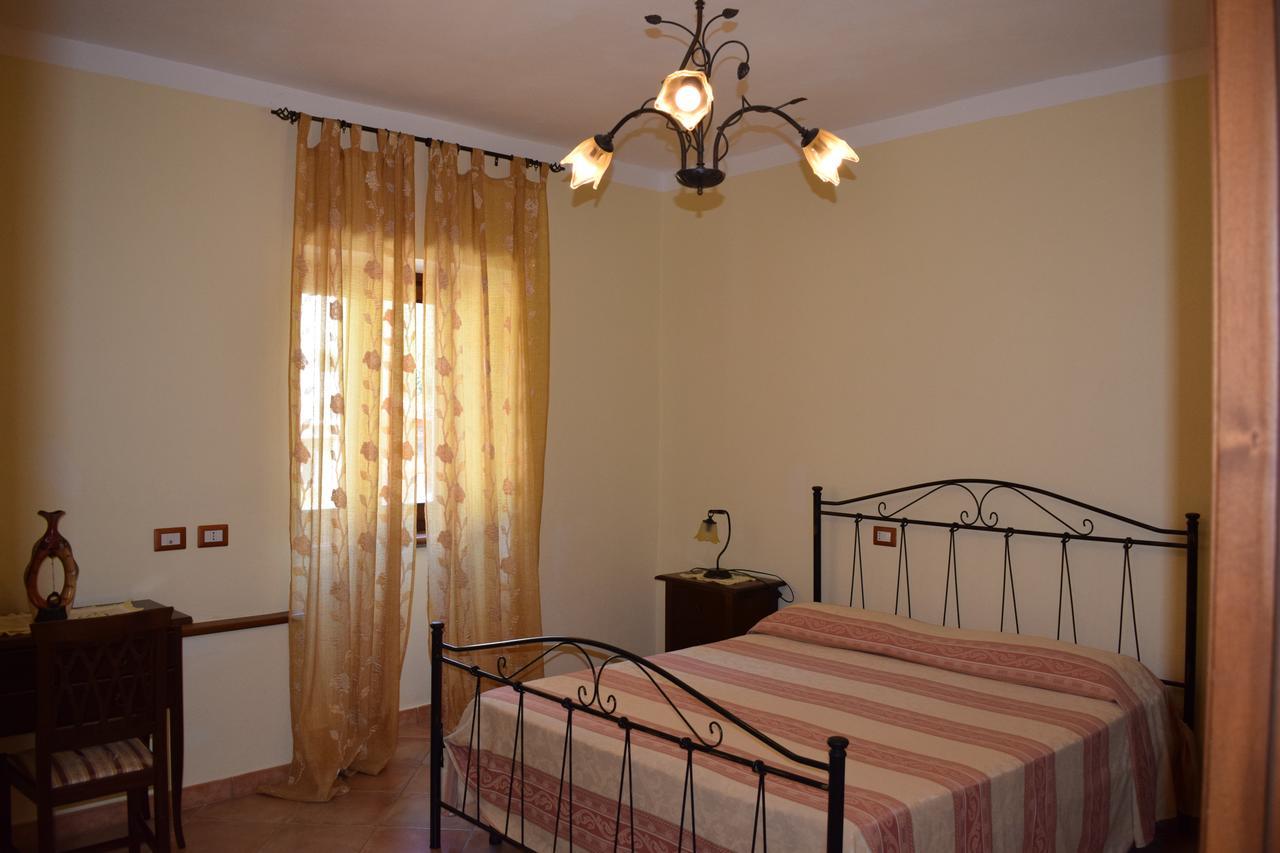 Country House B&B Antica Dimora Del Sole Camerota Exteriör bild